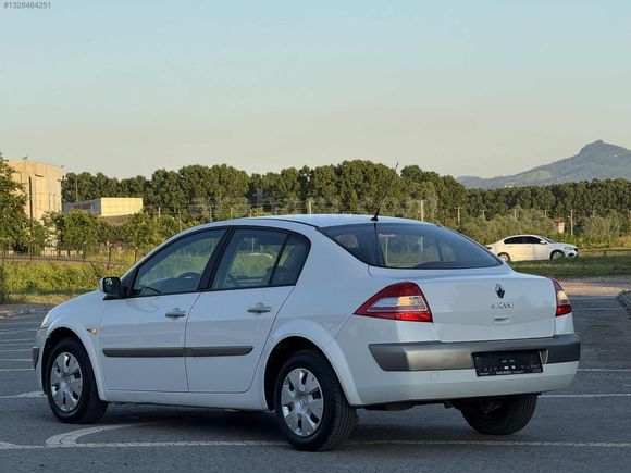 Hatasız 225 bin km megane