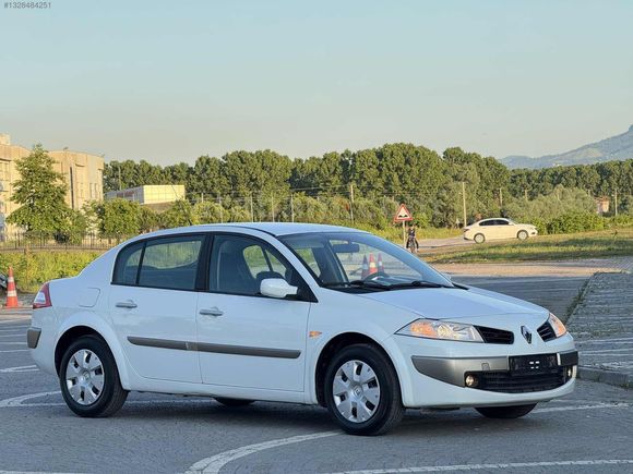 Hatasız 225 bin km megane