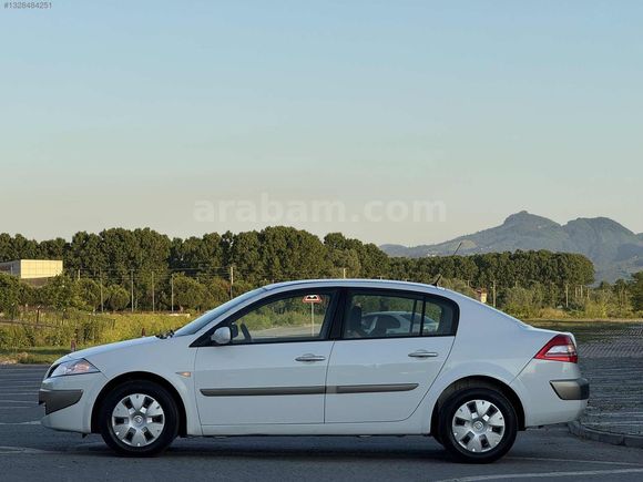Hatasız 225 bin km megane