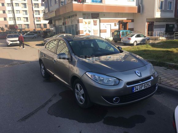ACİL ACİL ACİL 2010 FLUENCE!