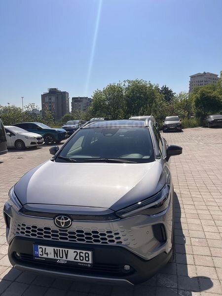 Sahibinden Toyota Corolla Cross 1.8 Hybrid Passion X-Pack 2025 Model İstanbul