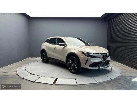 '''GARDEN'''ŞAMPANYA/SİYAH 2025 ALFA ROMEO SPECİALE