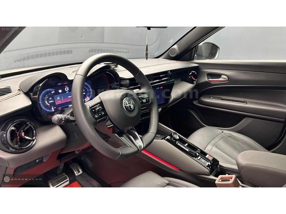 '''GARDEN'''ŞAMPANYA/SİYAH 2025 ALFA ROMEO SPECİALE