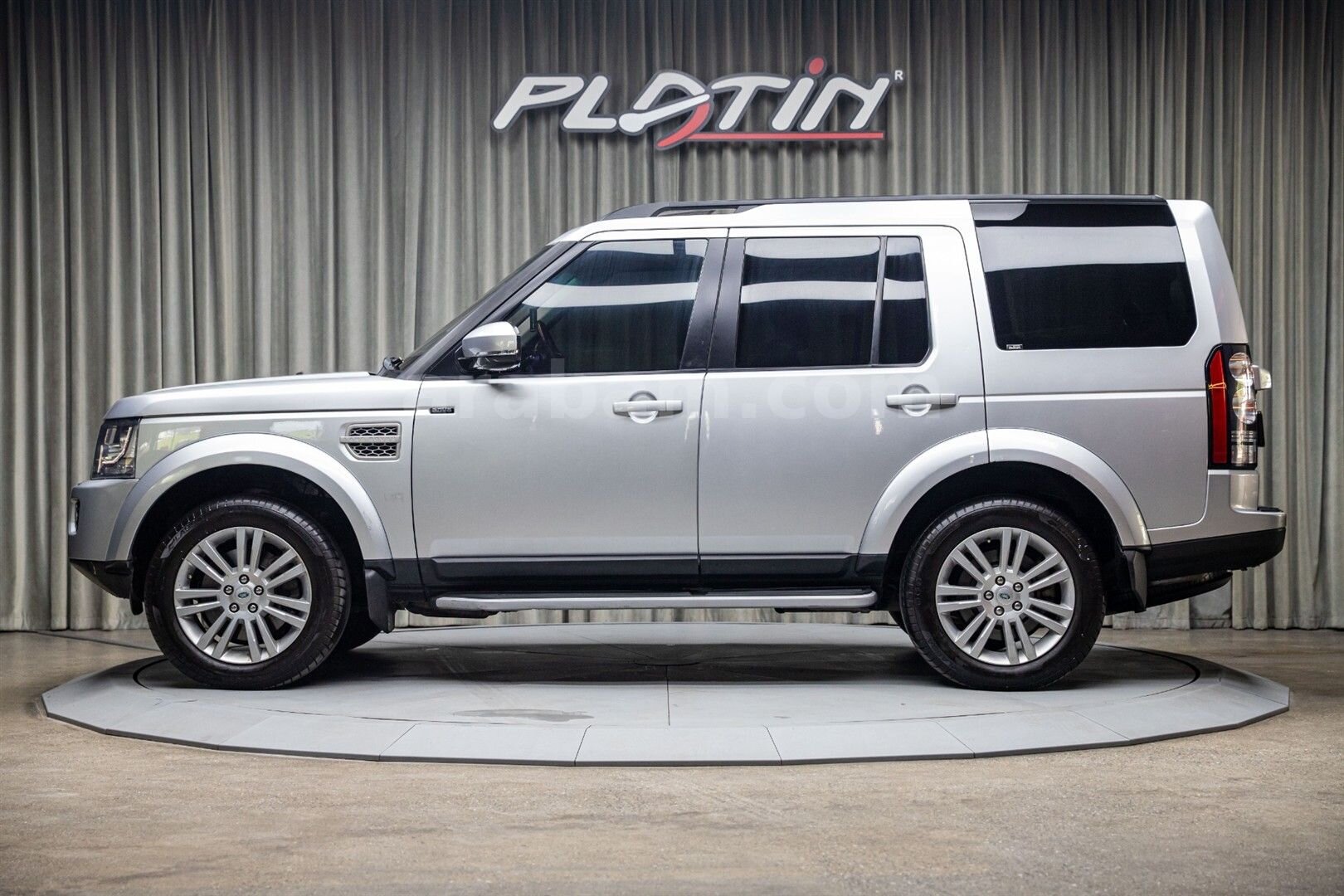 Galeriden Land Rover Discovery 3.0 SDV6 HSE 2016 Model İstanbul 165.537 km Gri 7