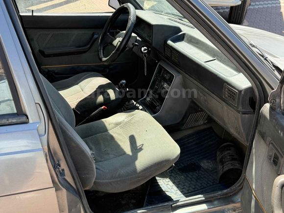 Galeriden Renault R 9 1.4 Broadway GTE 1993 Model Manisa