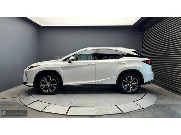 '''GARDEN'''2018 BEYAZ/TABA LEXUS RX300 4X4