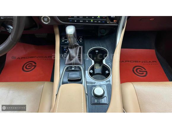 '''GARDEN'''2018 BEYAZ/TABA LEXUS RX300 4X4
