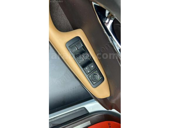 '''GARDEN'''2018 BEYAZ/TABA LEXUS RX300 4X4
