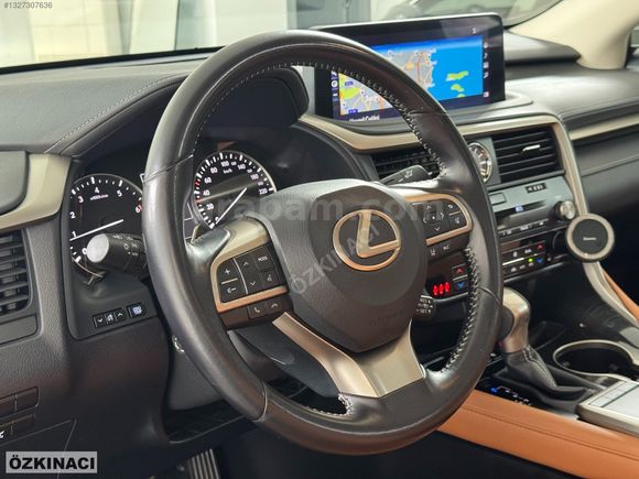 ÖZKINACI'DAN LEXUS RX300 50.000KM EXECUTIVE %20 KDV-KARTA TAKSİT