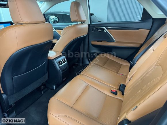 ÖZKINACI'DAN LEXUS RX300 50.000KM EXECUTIVE %20 KDV-KARTA TAKSİT