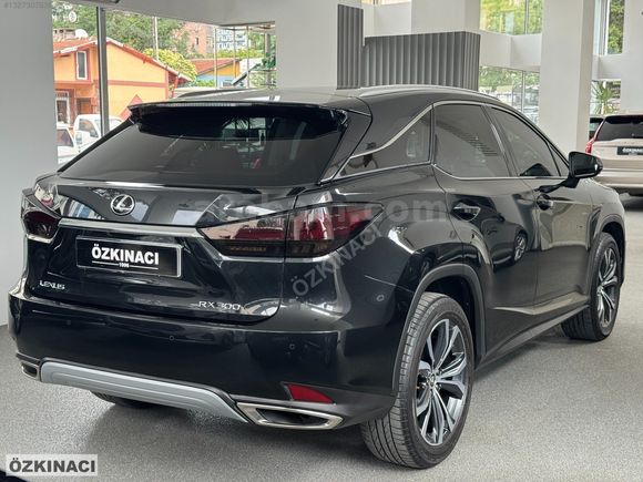 ÖZKINACI'DAN LEXUS RX300 50.000KM EXECUTIVE %20 KDV-KARTA TAKSİT