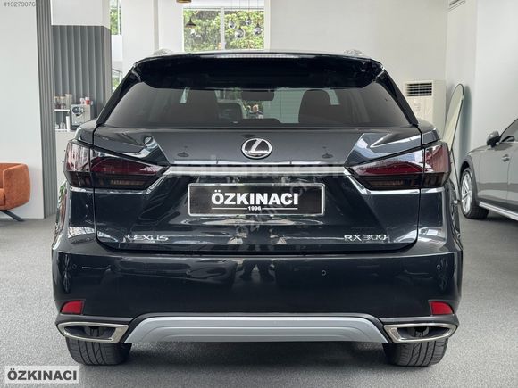 ÖZKINACI'DAN LEXUS RX300 50.000KM EXECUTIVE %20 KDV-KARTA TAKSİT
