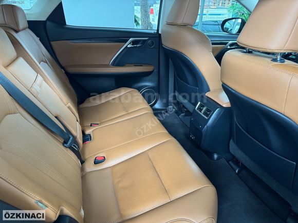 ÖZKINACI'DAN LEXUS RX300 50.000KM EXECUTIVE %20 KDV-KARTA TAKSİT