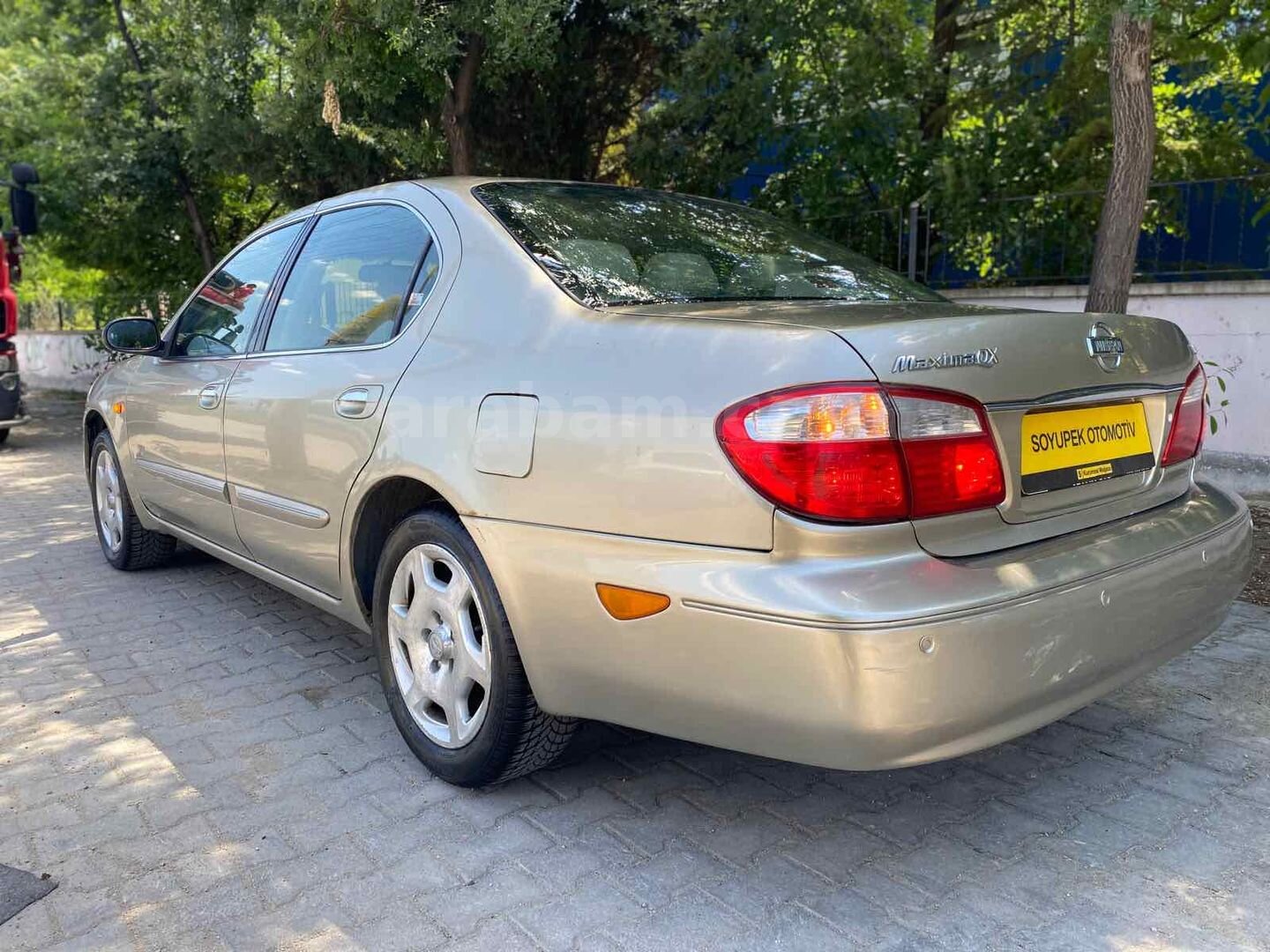 Galeriden Nissan Maxima 2.0 QX 2005 Model Kırıkkale 380.000 km Şampanya 3