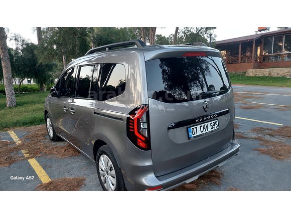 Sahibinden Renault Kangoo Multix 1.5 BluedCi Iconic 2025 Model Antalya