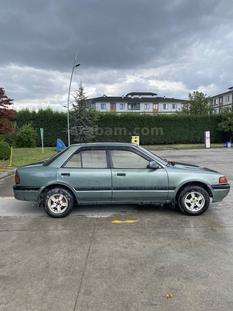 Sahibinden Mazda 323 1.6 1993 Model Düzce 451.000 km Turkuaz 4