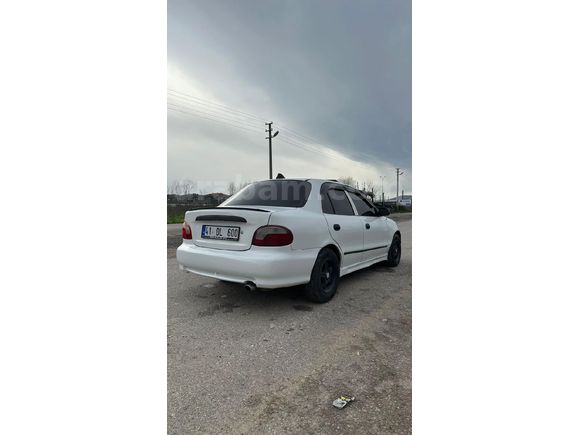 Sahibinden Hyundai Accent 1.3 GLS 1998 Model Sakarya