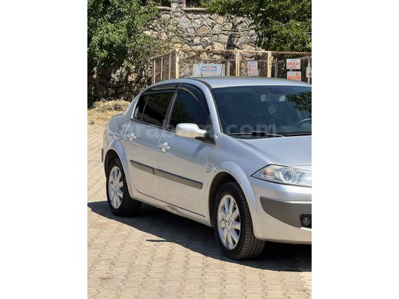 Sahibinden Renault Megane 1.5 dCi Expression 2007 Model  204.000 km Gri