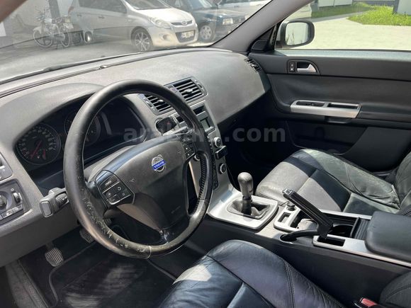 Sahibinden Volvo S40 1.6 D Dynamic 2009 Model  281.000 km Gri (Gümüş)