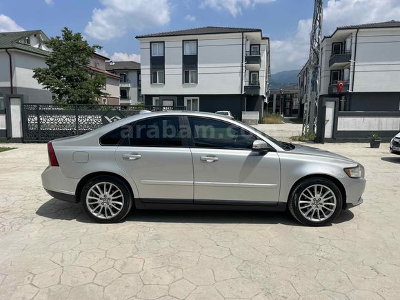 Sahibinden Volvo S40 1.6 D Dynamic 2009 Model  281.000 km Gri (Gümüş)