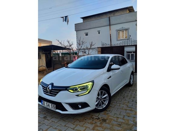 Sahibinden Renault Megane 1.5 Blue DCI Touch 2019 Model