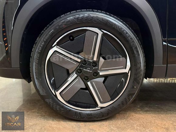 İSCARDAN 2025 MODEL JAECOO 7 EVOLVE 4*4 CAM TAVAN ELKTRKLİ BAGAJ