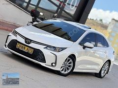 HATASIZBOYASIZ 2023COROLLA1.5DREAM X-PACK LPG'Lİ SANROOFLU 52.KM