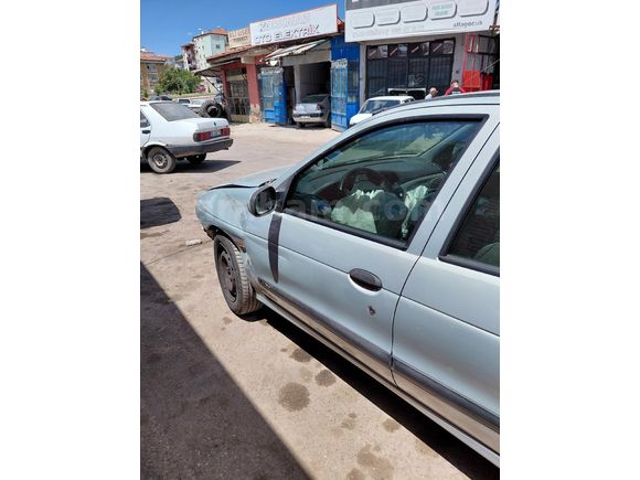ACİL SATLIK  Renault Megane 1.6 RTE 2000 Model