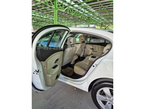 Sahibinden Renault Fluence 1.6 Extreme 2011 Model