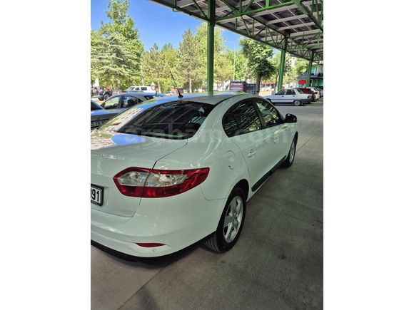 Sahibinden Renault Fluence 1.6 Extreme 2011 Model