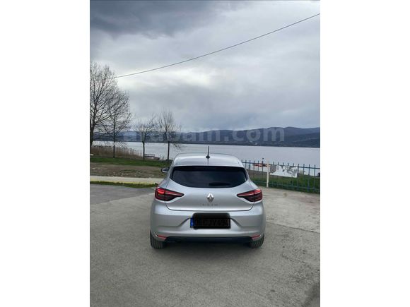 Sahibinden Renault Clio 1.0 TCe Touch 2021 Model 