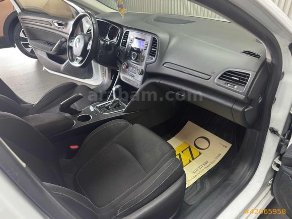 OZZO AUTO-2019-MEGANE-DİZEL-OTOMATİK-TOUCH-160BİN_KM