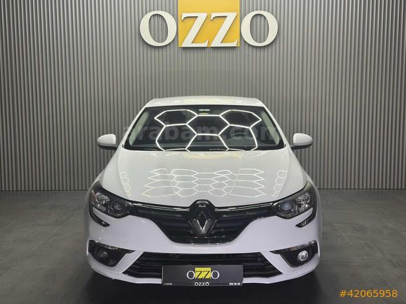 OZZO AUTO-2019-MEGANE-DİZEL-OTOMATİK-TOUCH-160BİN_KM