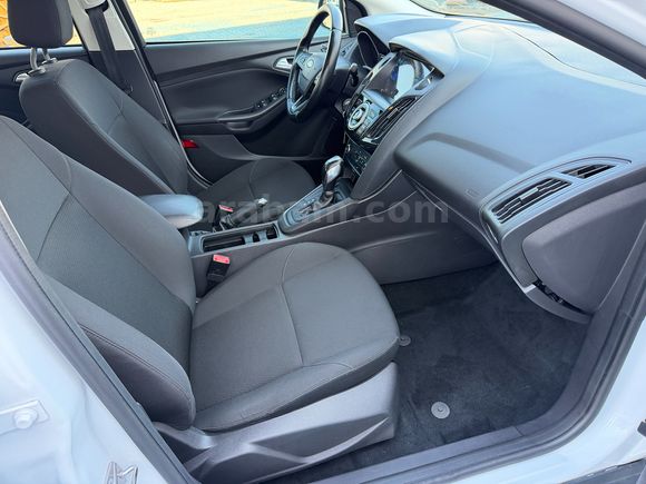 AKTİF den 2018 FOCUS 1.5TDCI TREND X OTOMATİK MULTİMEDYA BAKIMLI