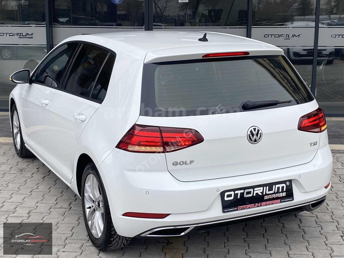 Galeriden Volkswagen Golf 1.0 TSi Comfortline 2017 Model Konya 129.600 km Beyaz 3