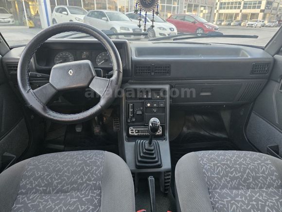 BİRER OTOMOTİV'DEN 1998 MODEL 1.4 RN BROADWAY