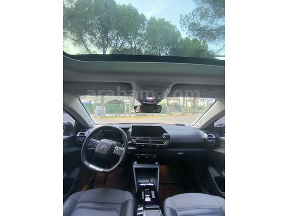 Sahibinden Hatasız Citroen C4  Shine Bold 2023 Model  