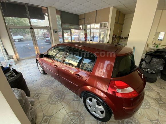 ORJİNAL 162.000 KM 1.5 DCİ EXTREME MEGANE
