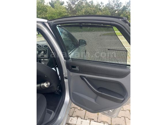 Sahibinden Ford Focus 1.6 Titanium 2011 Model  128.500 km Gri (Gümüş)