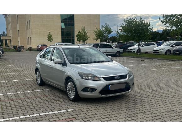 Sahibinden Ford Focus 1.6 Titanium 2011 Model  128.500 km Gri (Gümüş)
