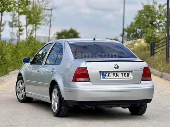 2000 BORA 1.6 BASİC DEĞİŞENSİZ 258'xxx KM BAKIMLI