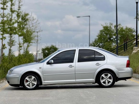 2000 BORA 1.6 BASİC DEĞİŞENSİZ 258'xxx KM BAKIMLI