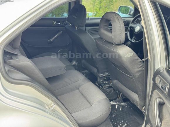 2000 BORA 1.6 BASİC DEĞİŞENSİZ 258'xxx KM BAKIMLI