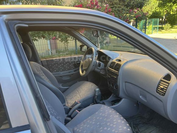 Sahibinden Hyundai Accent 1.3 Admire 2006 Model 
