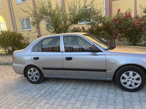 Sahibinden Hyundai Accent 1.3 Admire 2006 Model 