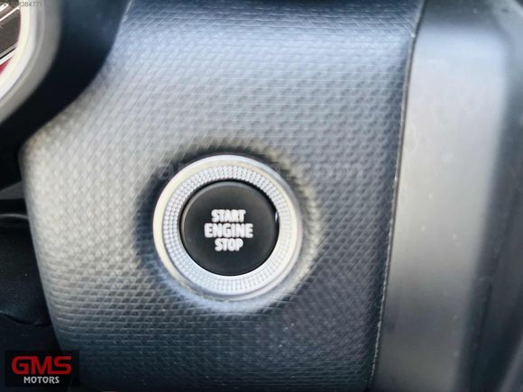 GMS MOTORS'DAN CLİO İCON HATASIZ BOYASIZ DEĞİŞENSİZ