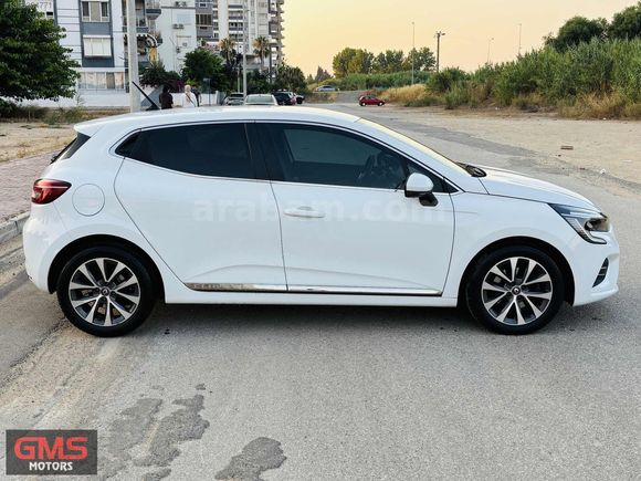 GMS MOTORS'DAN CLİO İCON HATASIZ BOYASIZ DEĞİŞENSİZ