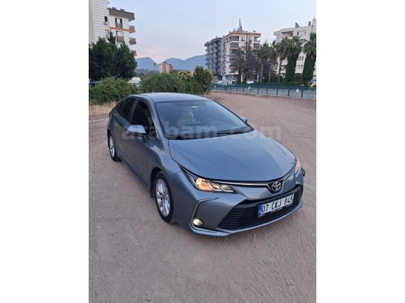 Sahibinden Toyota Corolla 1.5 Dream 2022 Model