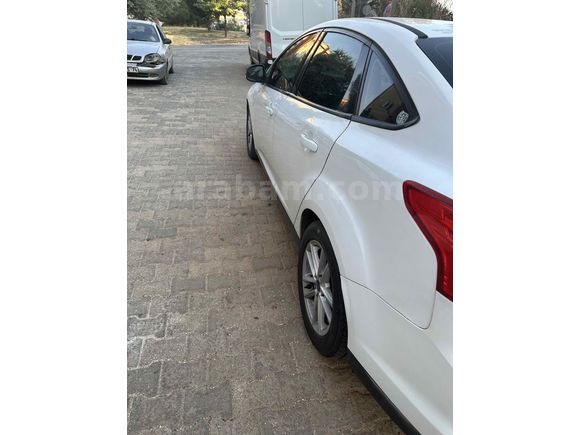 Sahibinden Ford Focus 1.6 TDCi Trend 2012 Model 