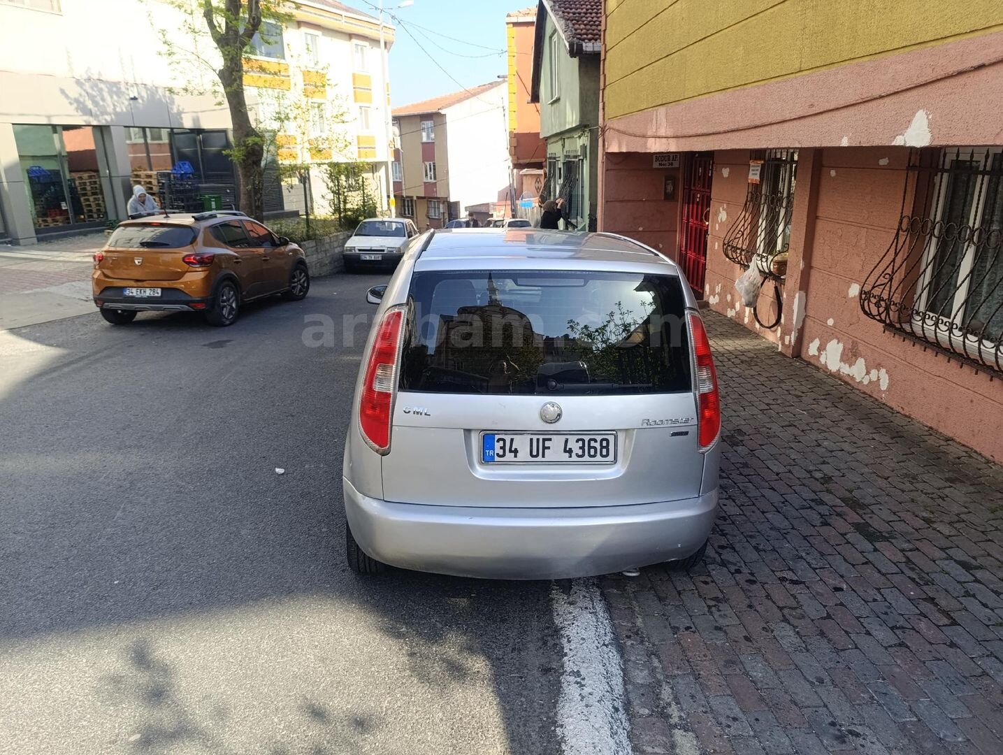 Sahibinden Skoda Roomster 1.4 2009 Model İstanbul 175.000 km Gri 4